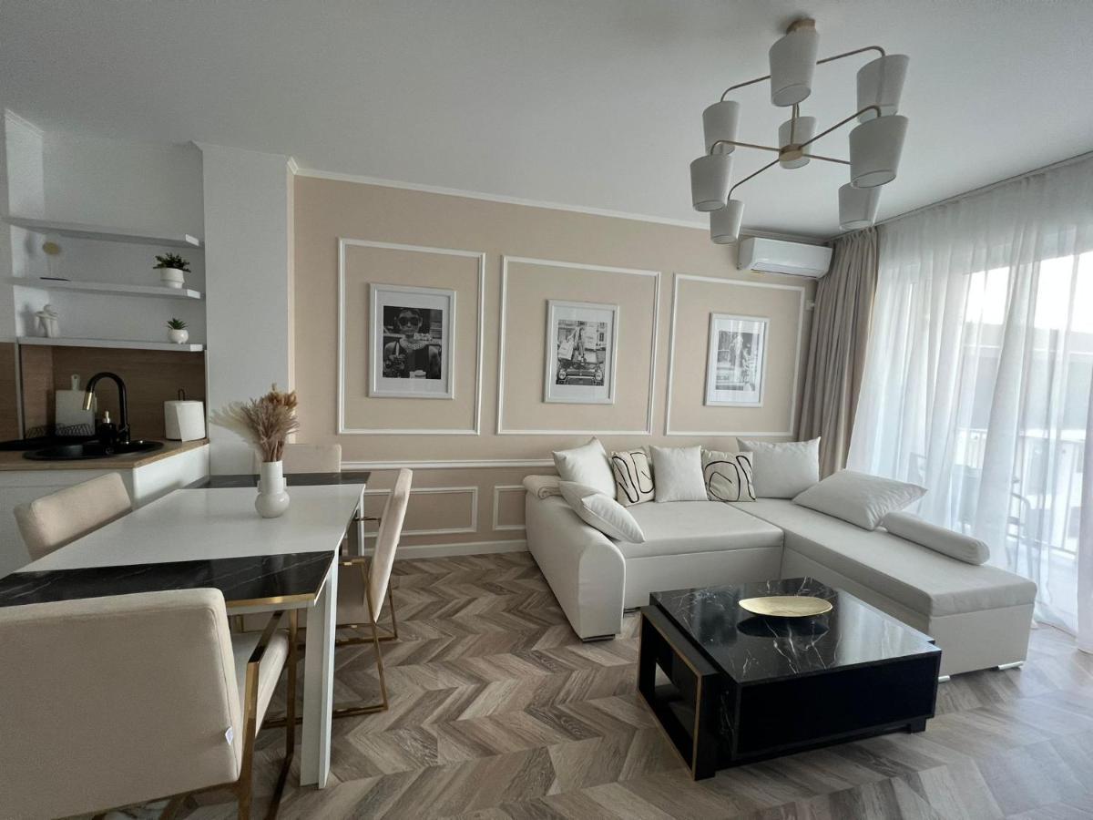 Glim Suite Oradea Bagian luar foto