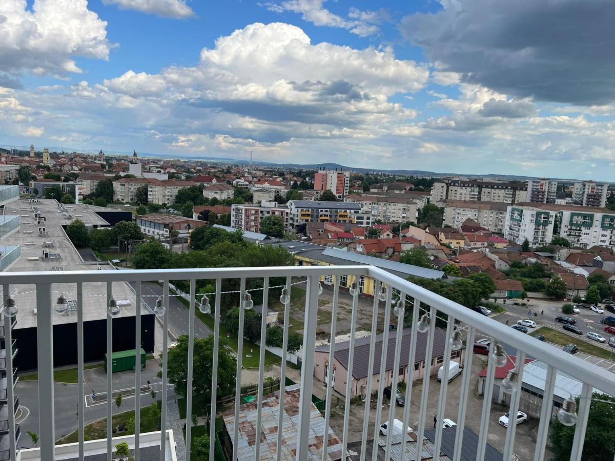 Glim Suite Oradea Bagian luar foto