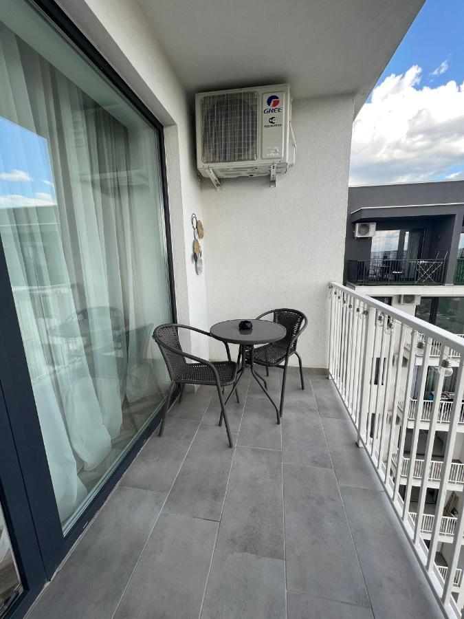Glim Suite Oradea Bagian luar foto