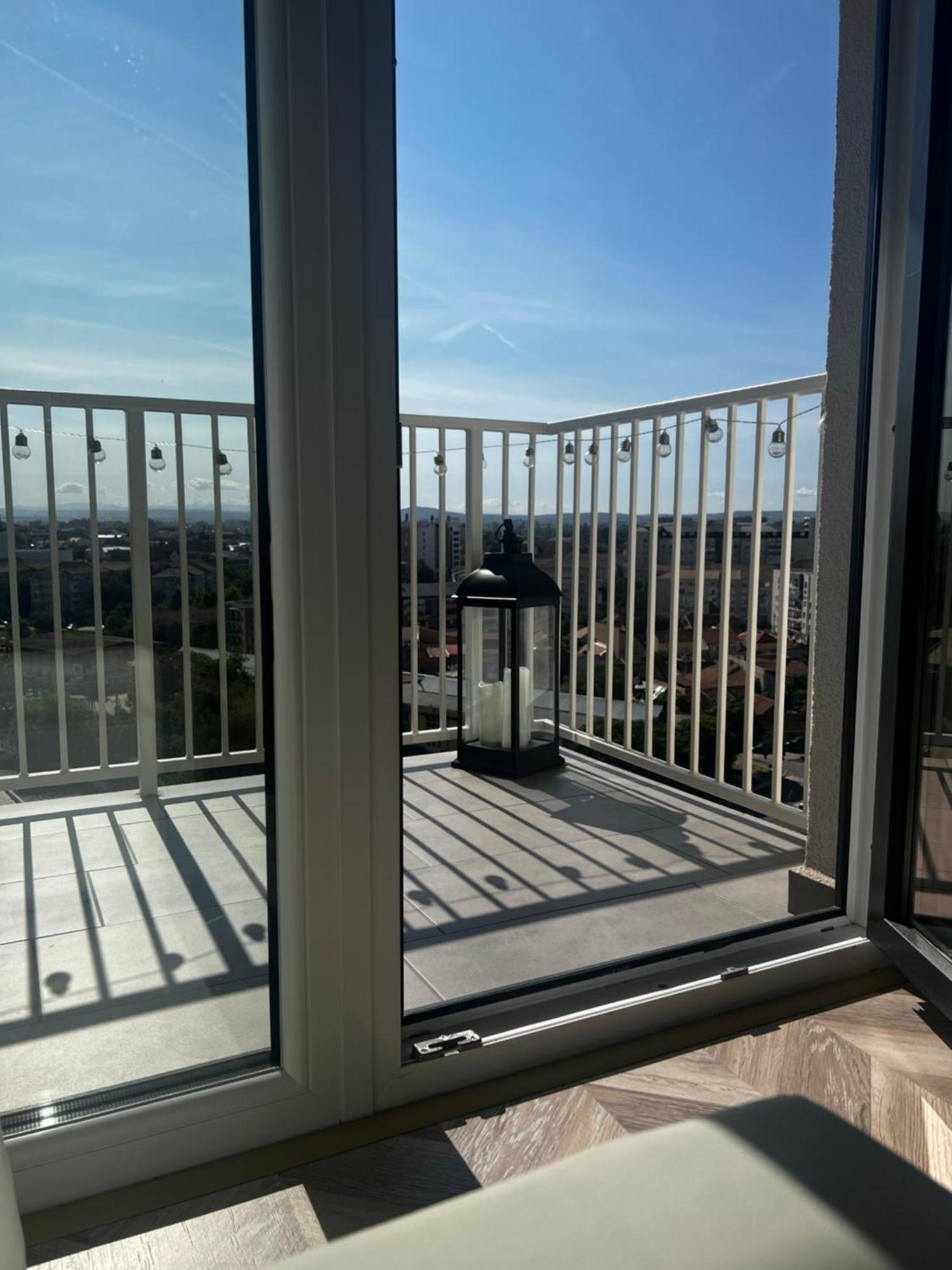 Glim Suite Oradea Bagian luar foto